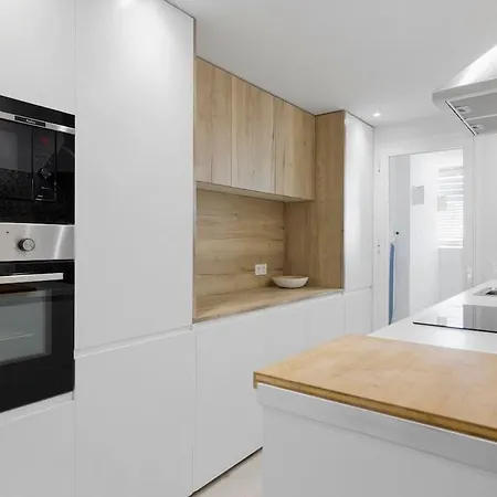 Apartamento Puerto Banús Con Parking & Piscina. * Marbella