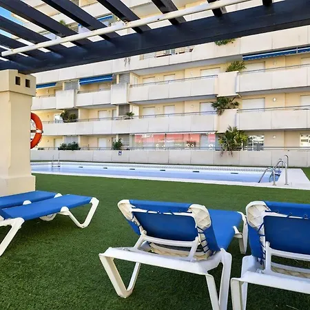 Puerto Banus- Parking Piscina. Апартаменти