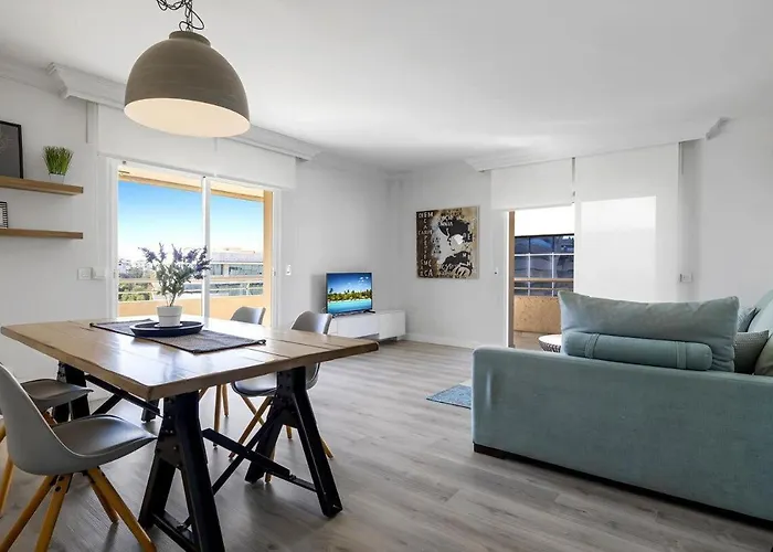 Apartment Puerto Banus- Parking Piscina. *