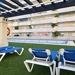Puerto Banús- Parking Piscina. Marbella